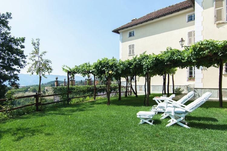 Castello Di Grillano Guest House Ovada Luaran gambar