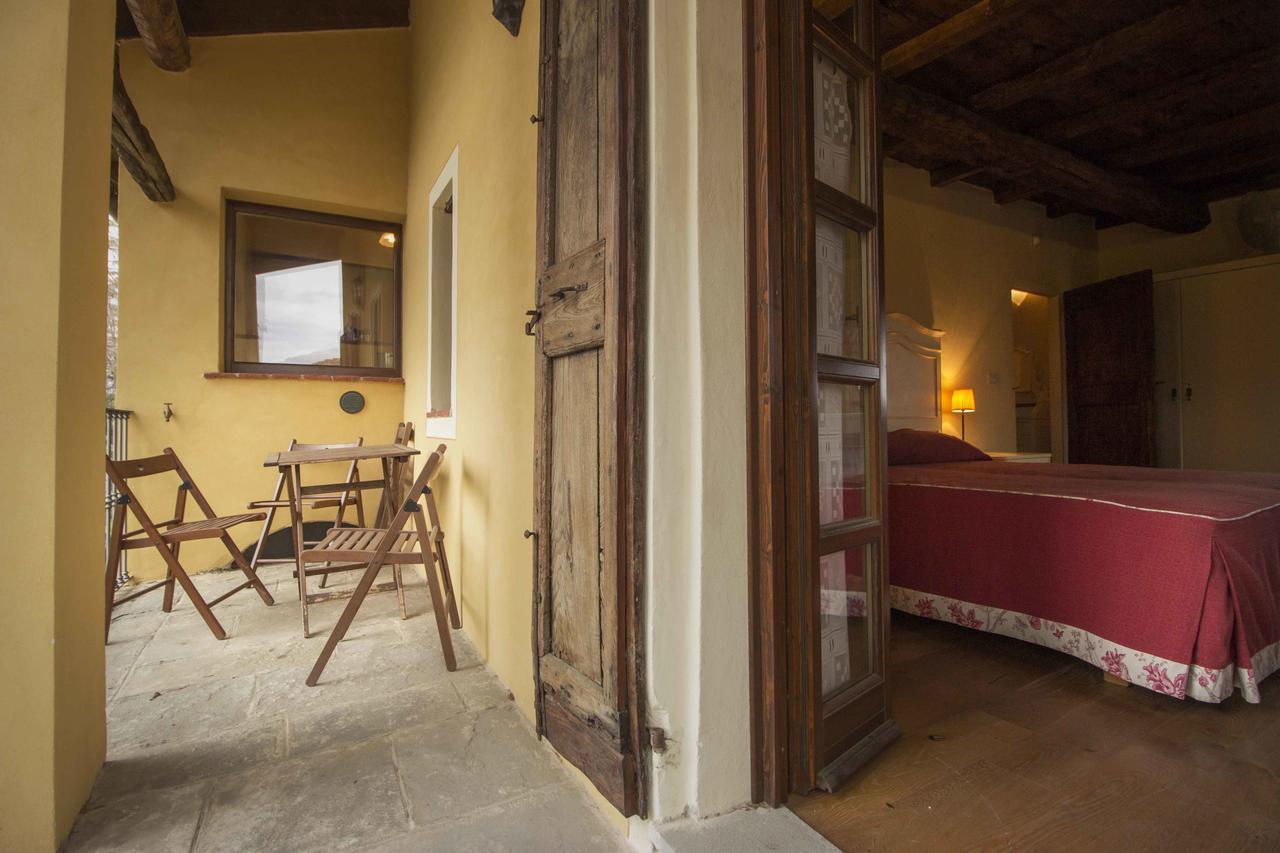 Castello Di Grillano Guest House Ovada Luaran gambar