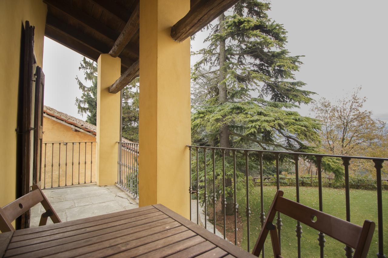 Castello Di Grillano Guest House Ovada Luaran gambar